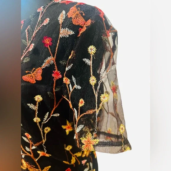 NWT - SweatyRocks Women’s Mesh Short Sleeve Embroidered Floral Dress - Size Med - Picture 11 of 14